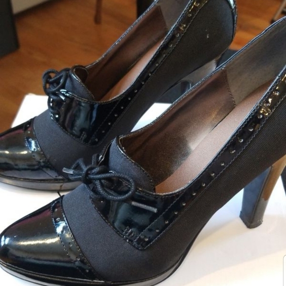 Womens dress shoes - Picture 1 of 2